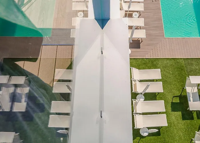 Katy Бардолино