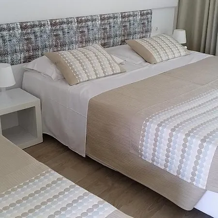Hotel Katy 3*