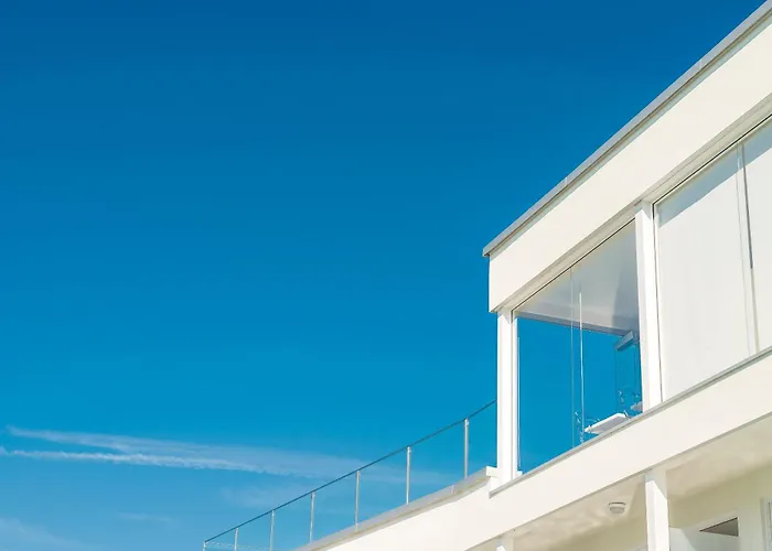 Katy Бардолино