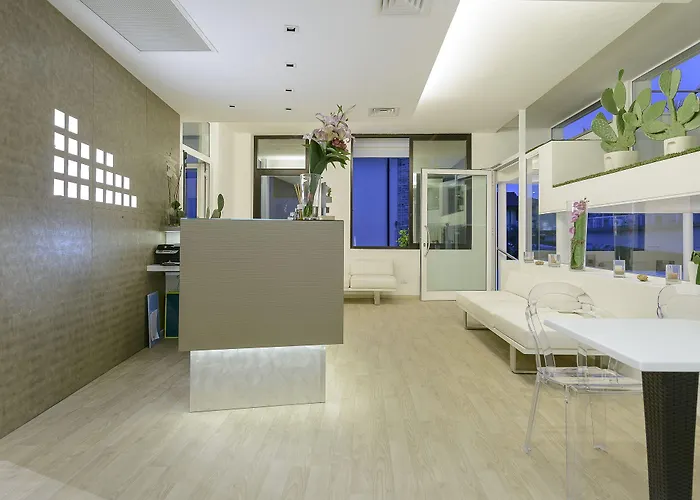 Katy Hotell Bardolino